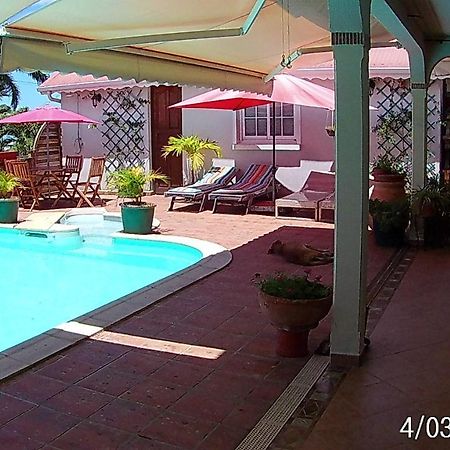 Agreable Chambre D'Hotes, Sdb, Piscine, Carbet Cuisine. Saint-Claude Ngoại thất bức ảnh
