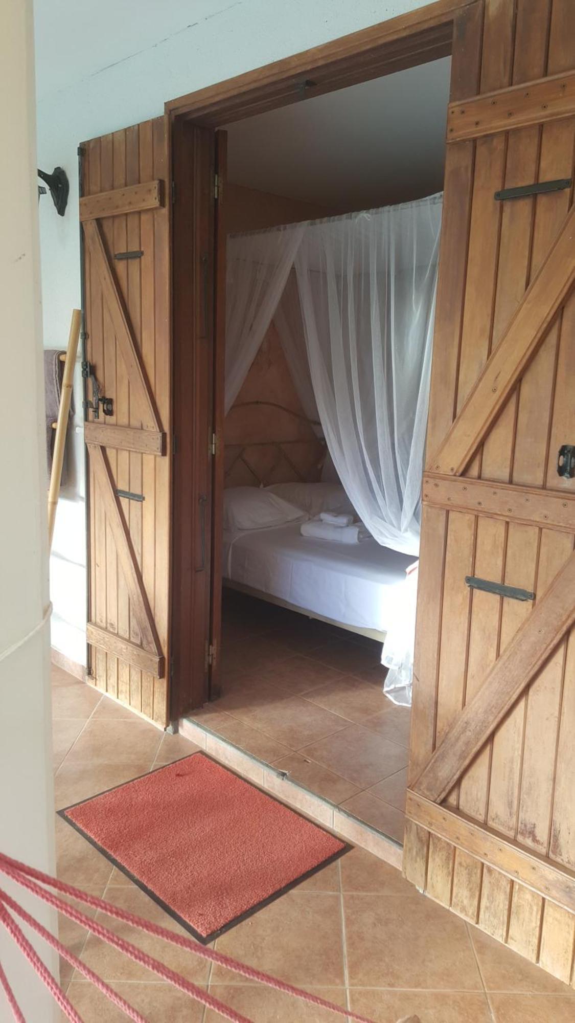 Agreable Chambre D'Hotes, Sdb, Piscine, Carbet Cuisine. Saint-Claude Ngoại thất bức ảnh